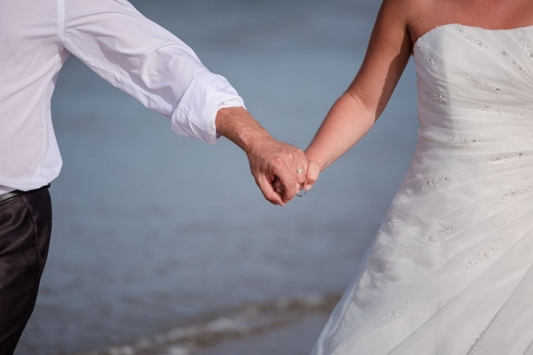 seance photo trash the dress