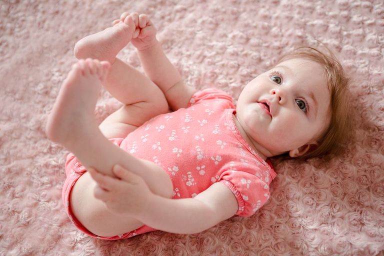 photographe bébé à domicile Yvelines