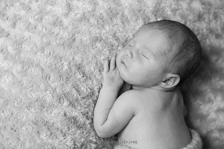 séance photo nouveau-né posé plaisir Yvelines