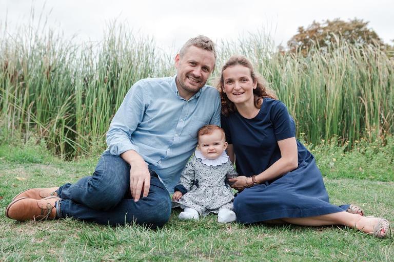 Shooting photo famille avec bébé en extérieur Paris